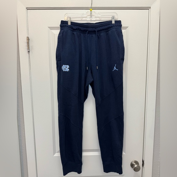 Jordan Brand  North Carolina College Taper Sweatpants - Picture 1 of 12